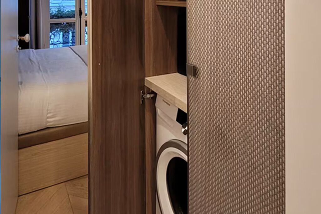 Photo of Bedroom in Clignancourt