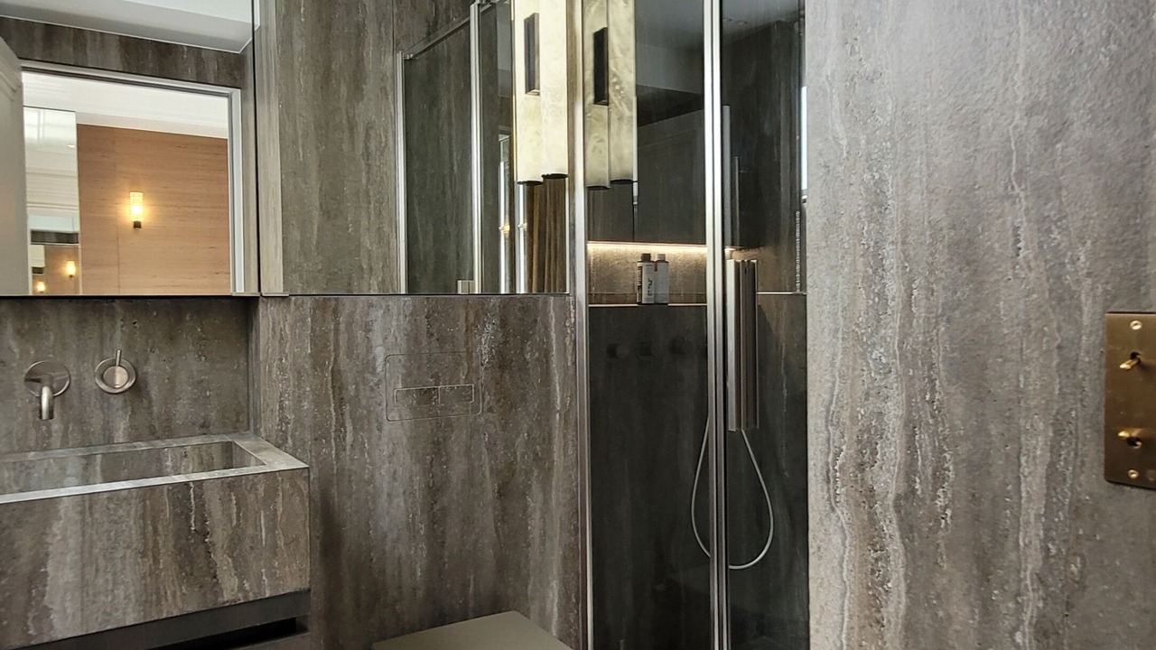 Photo of Bathroom in Clignancourt