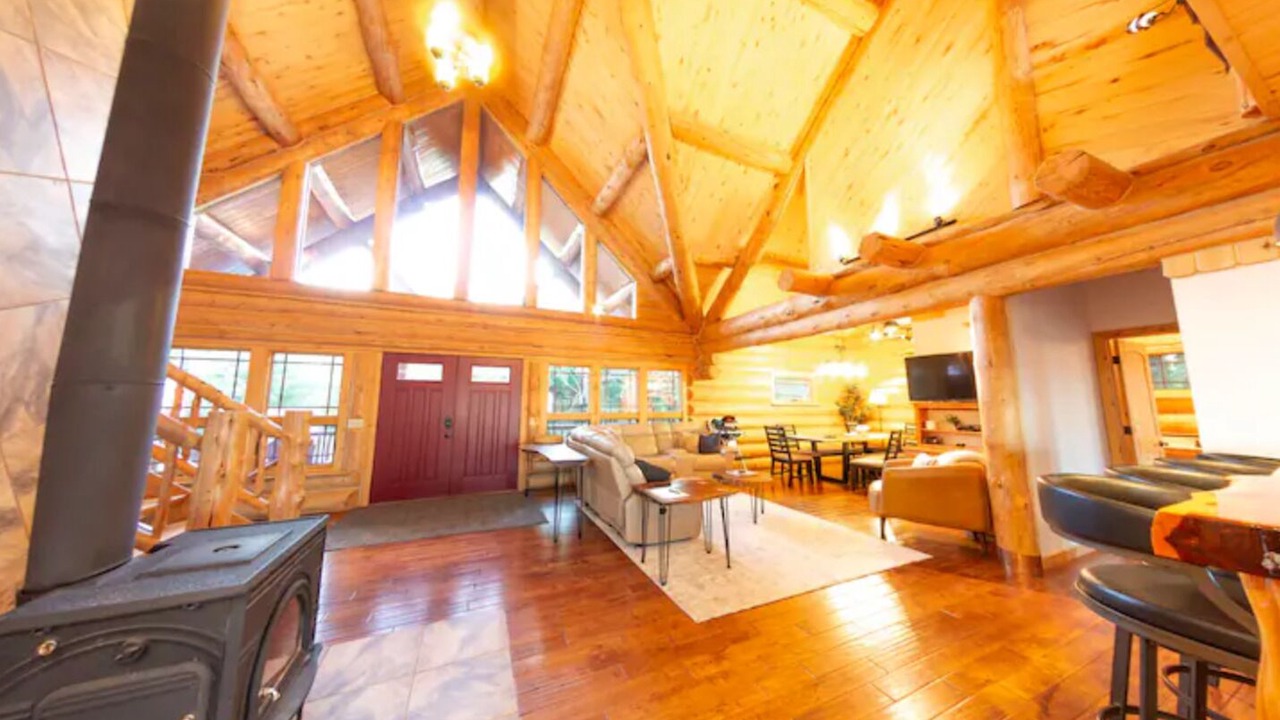 Photo of Livingroom in Jasper