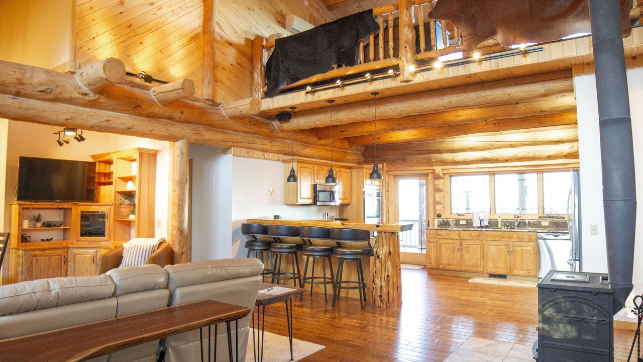 Photo of Livingroom in Jasper