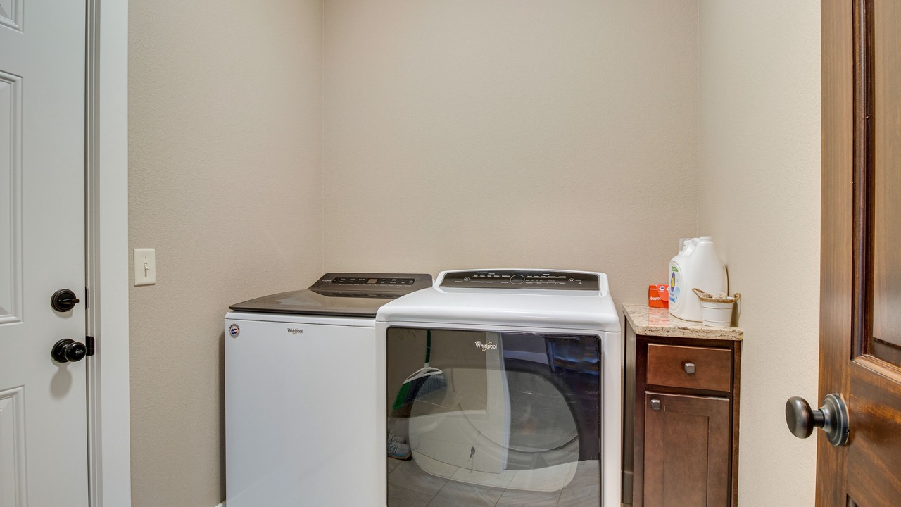 Photo of Bedroom in Lakeview