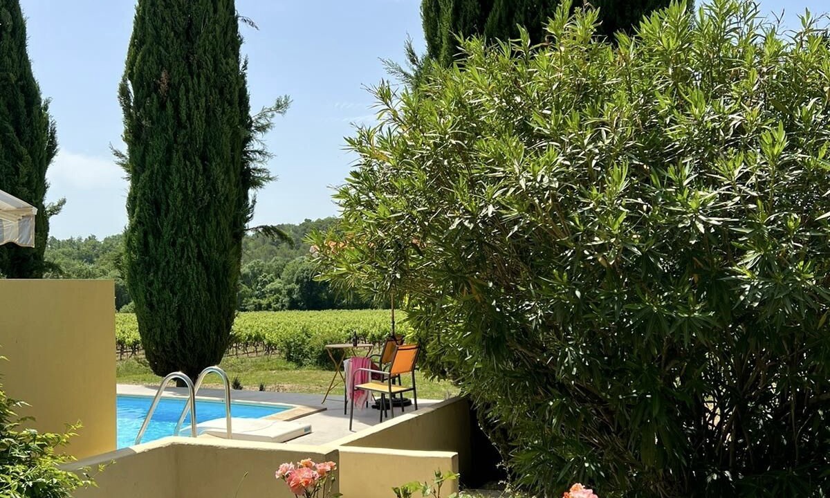 Photo of Outdoor in Saint-Etienne-de-l'Olm