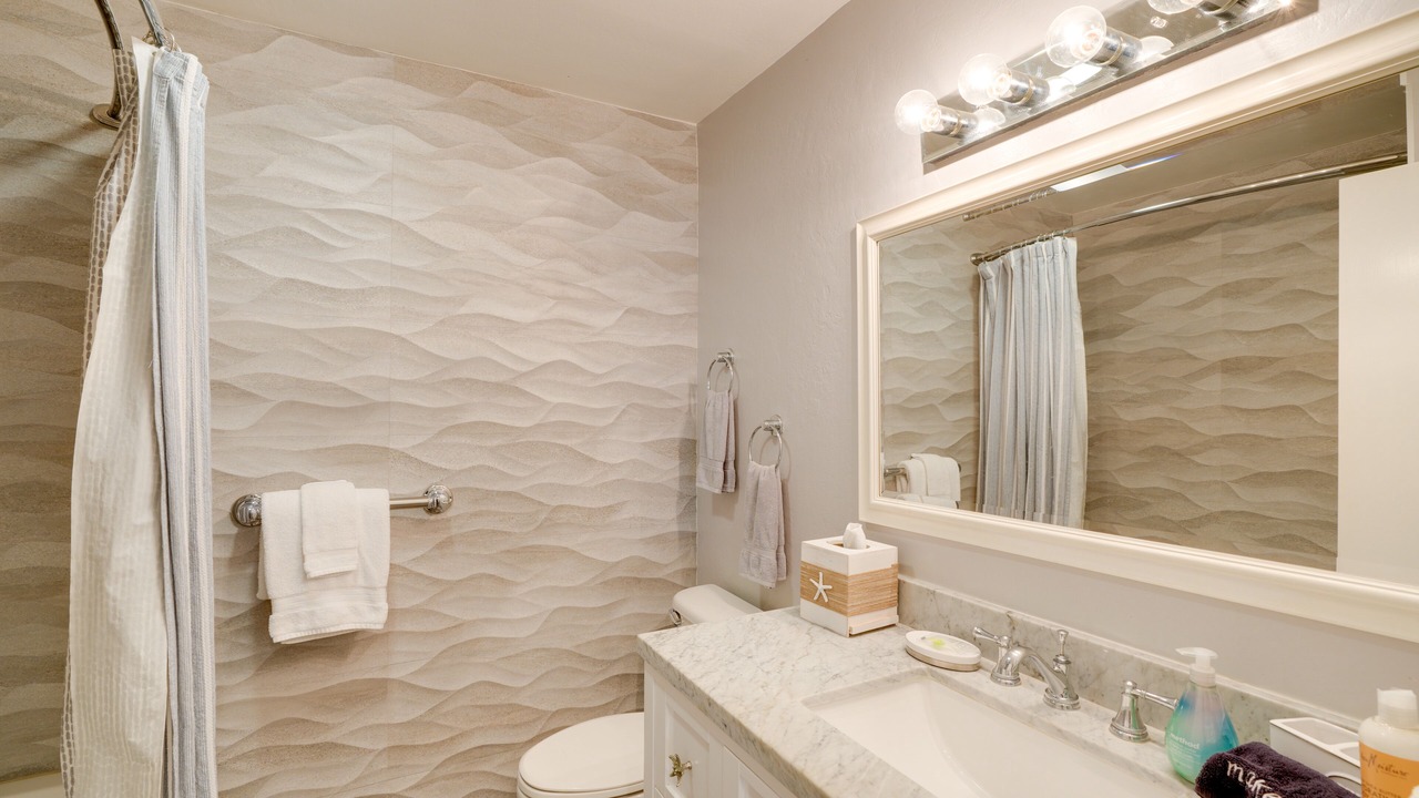 Photo of Bathroom in Pajaro Dunes