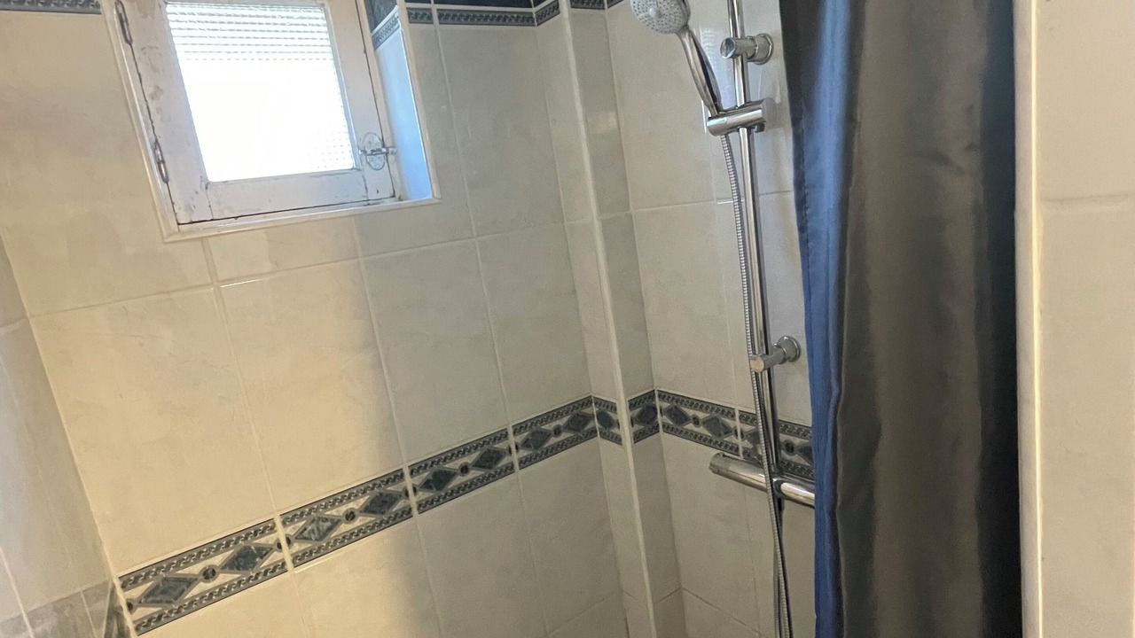 Photo of Bathroom in Crosville-la-Vieille