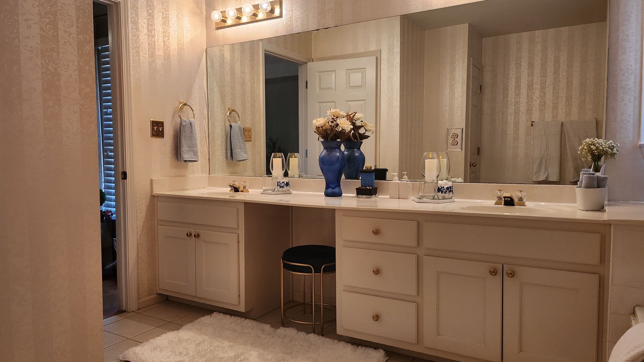 Photo of Bathroom in Snellville
