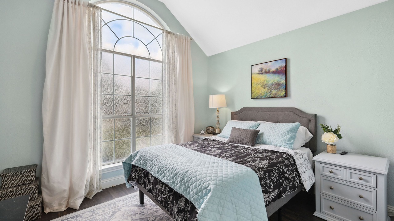 Photo of Bedroom in Fossil Creek