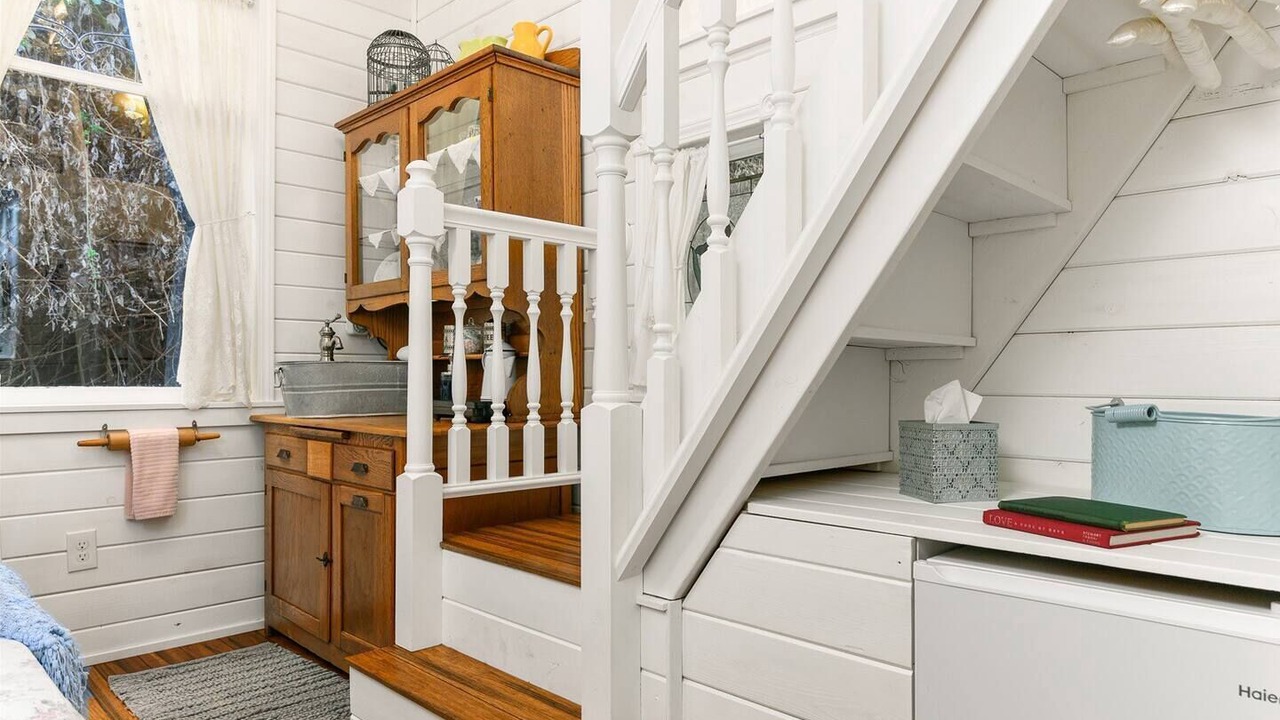 Photo of Others in Kerns