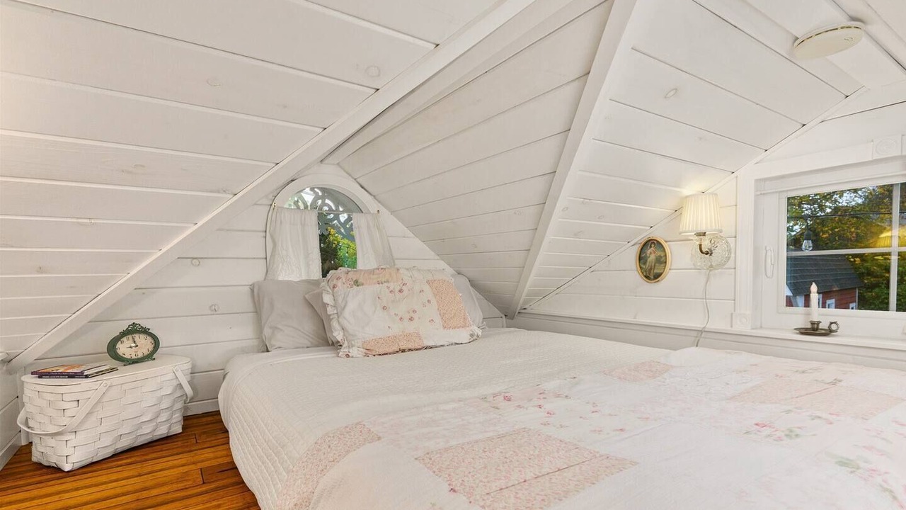 Photo of Bedroom in Kerns
