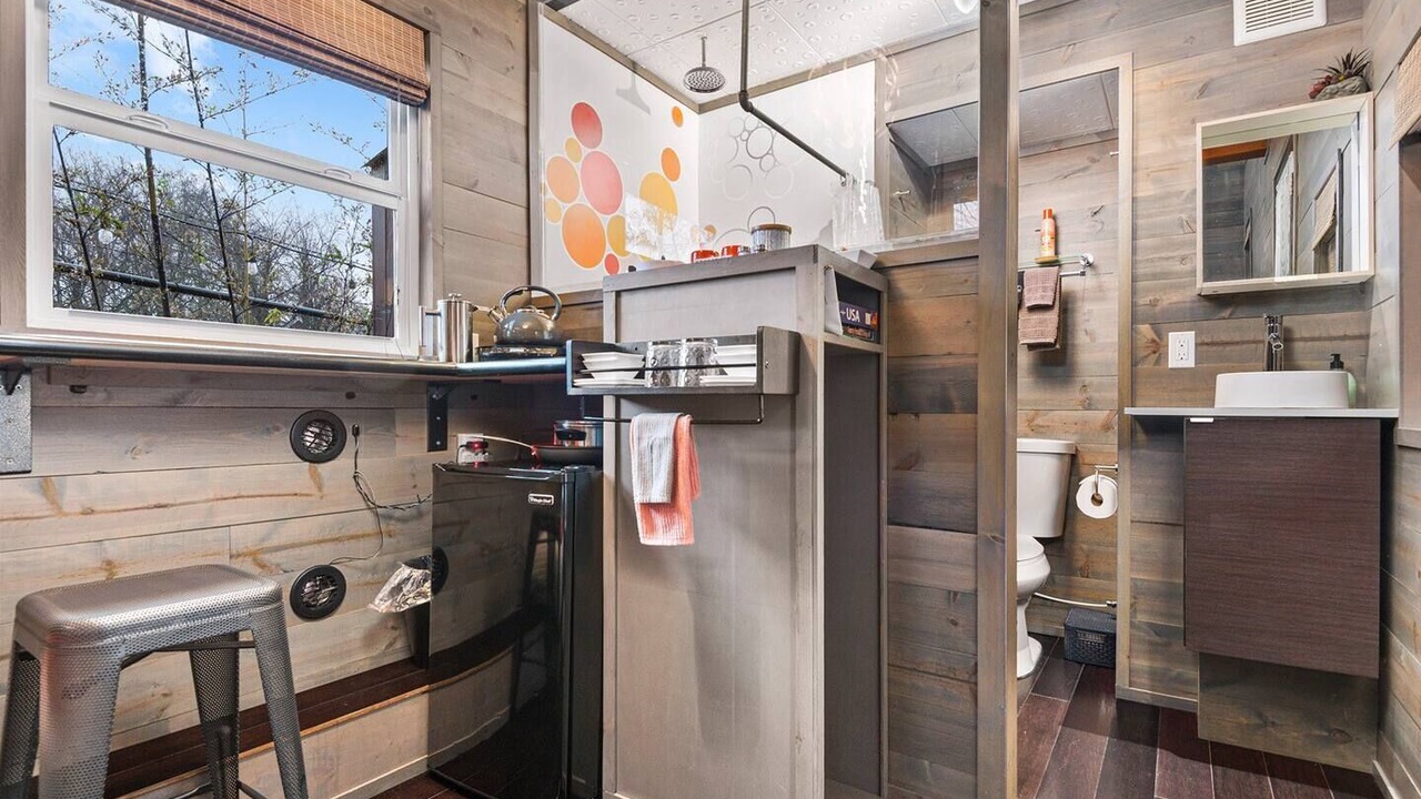 Photo of Others in Kerns