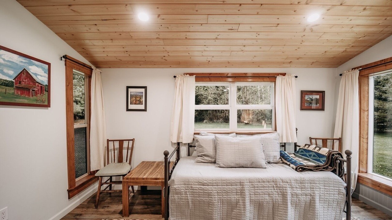 Photo of Others in Maple Falls