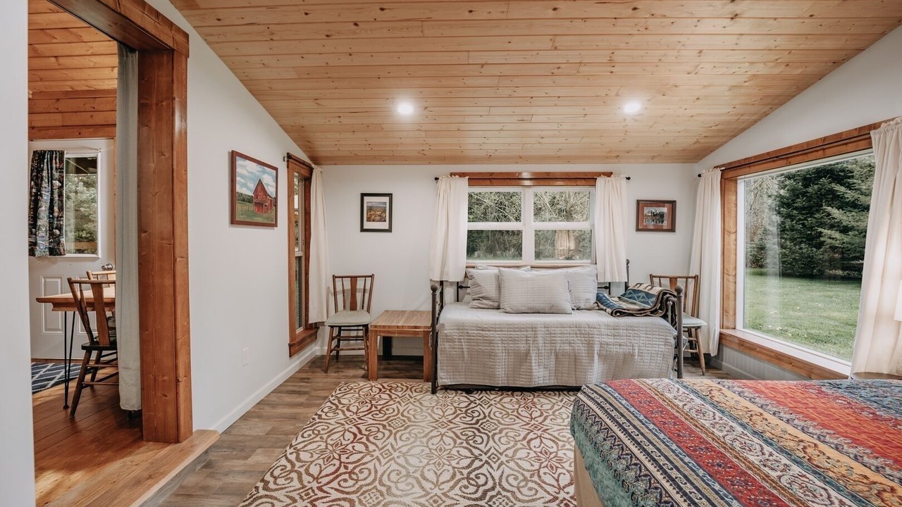 Photo of Others in Maple Falls