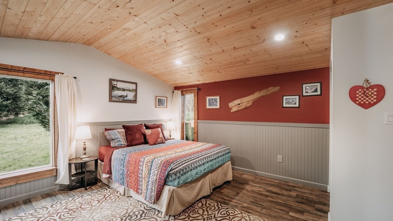 Photo of Others in Maple Falls