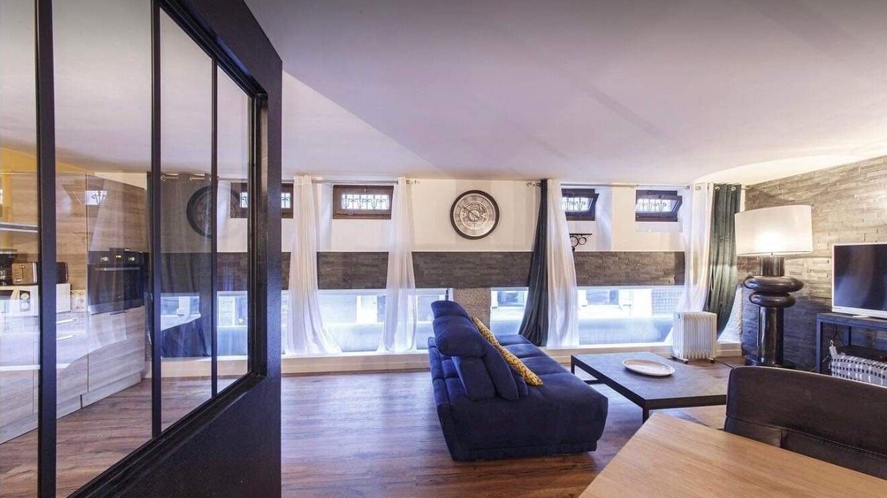 Photo of Livingroom in Downtown Angers