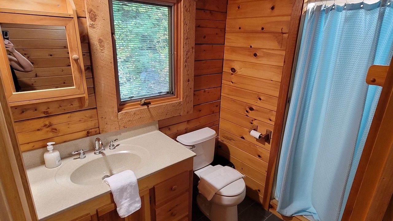 Photo of Bathroom in Thornton