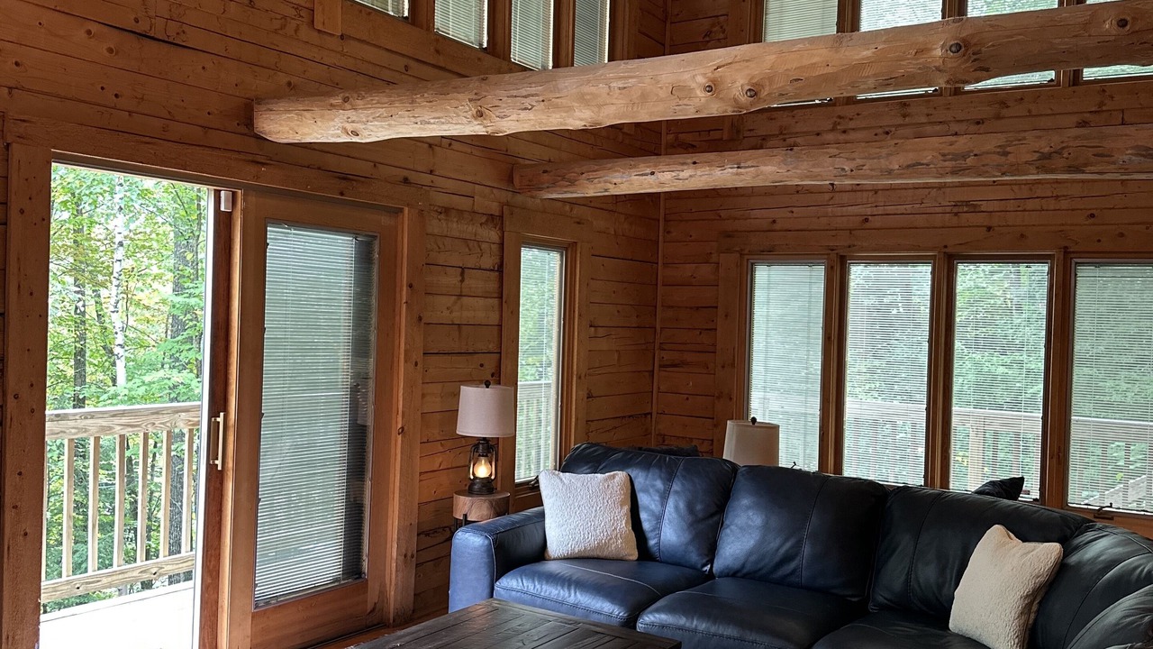 Photo of Livingroom in Thornton