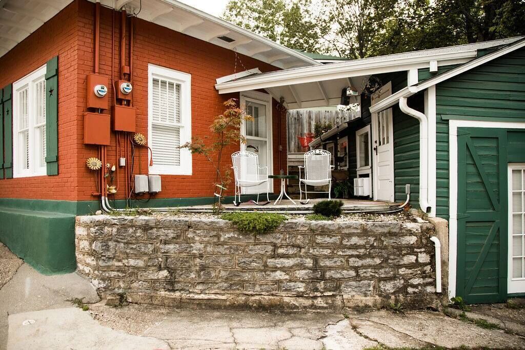 Photo of Others in Eureka Springs Historic District
