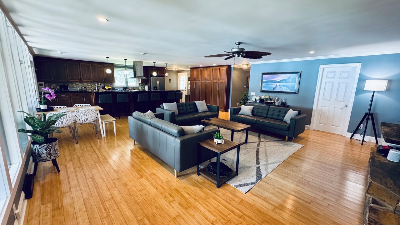 Photo of Livingroom in Leasburg
