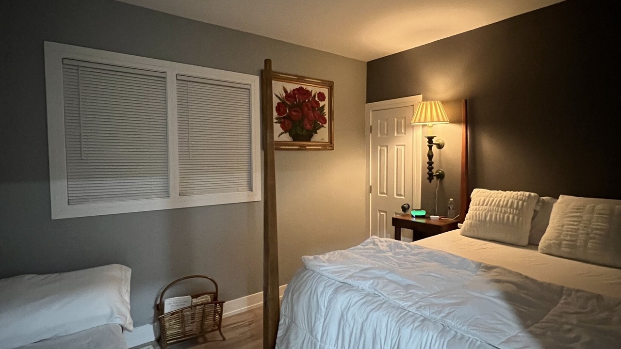 Photo of Bedroom in West Pullman