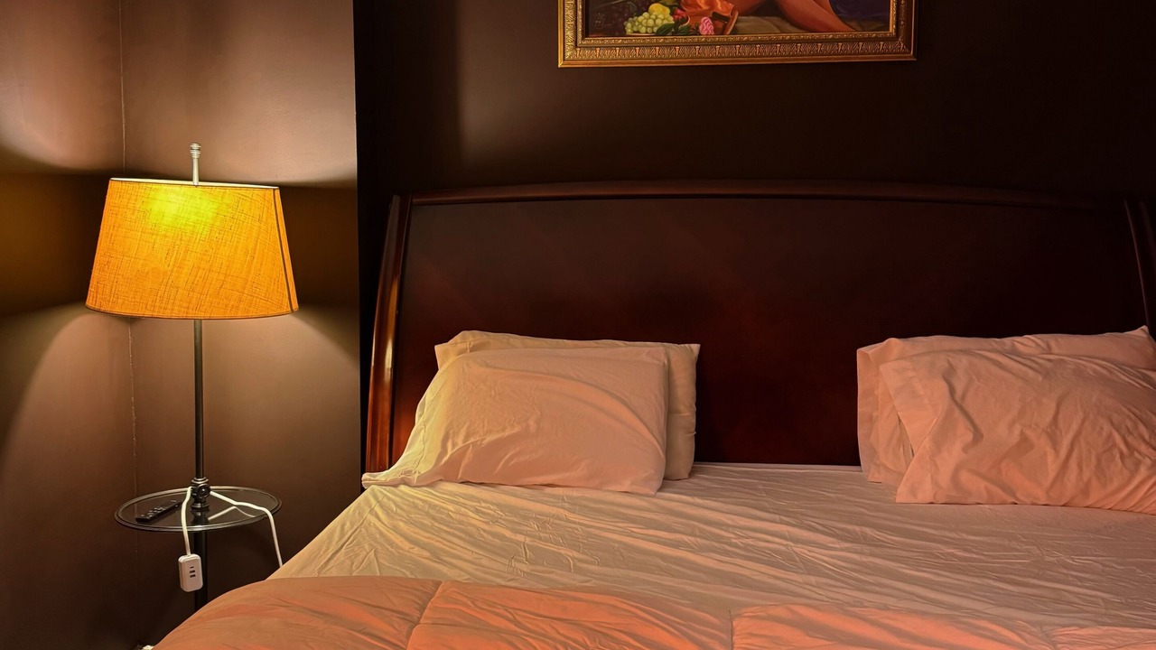 Photo of Bedroom in West Pullman