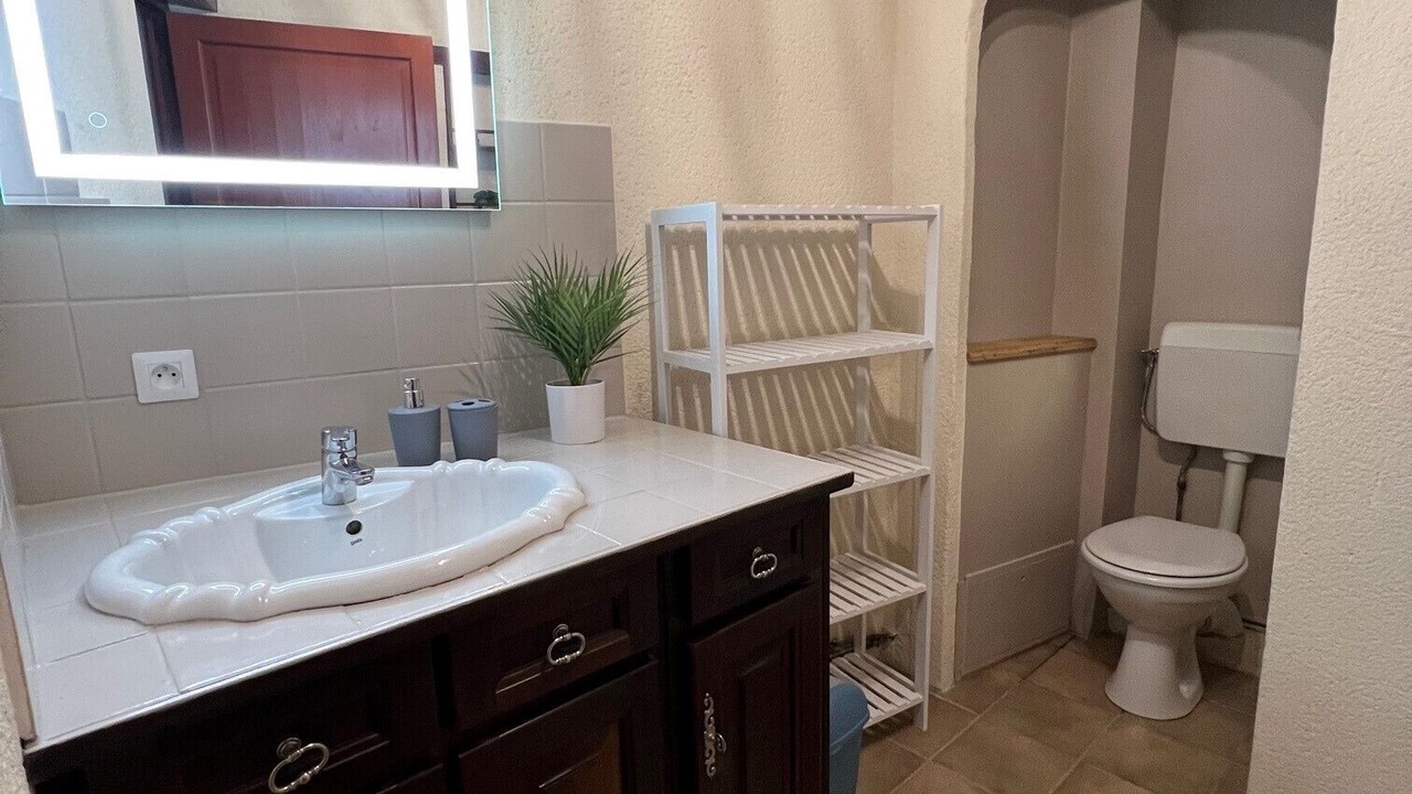 Photo of Bathroom in Authon-Ebeon