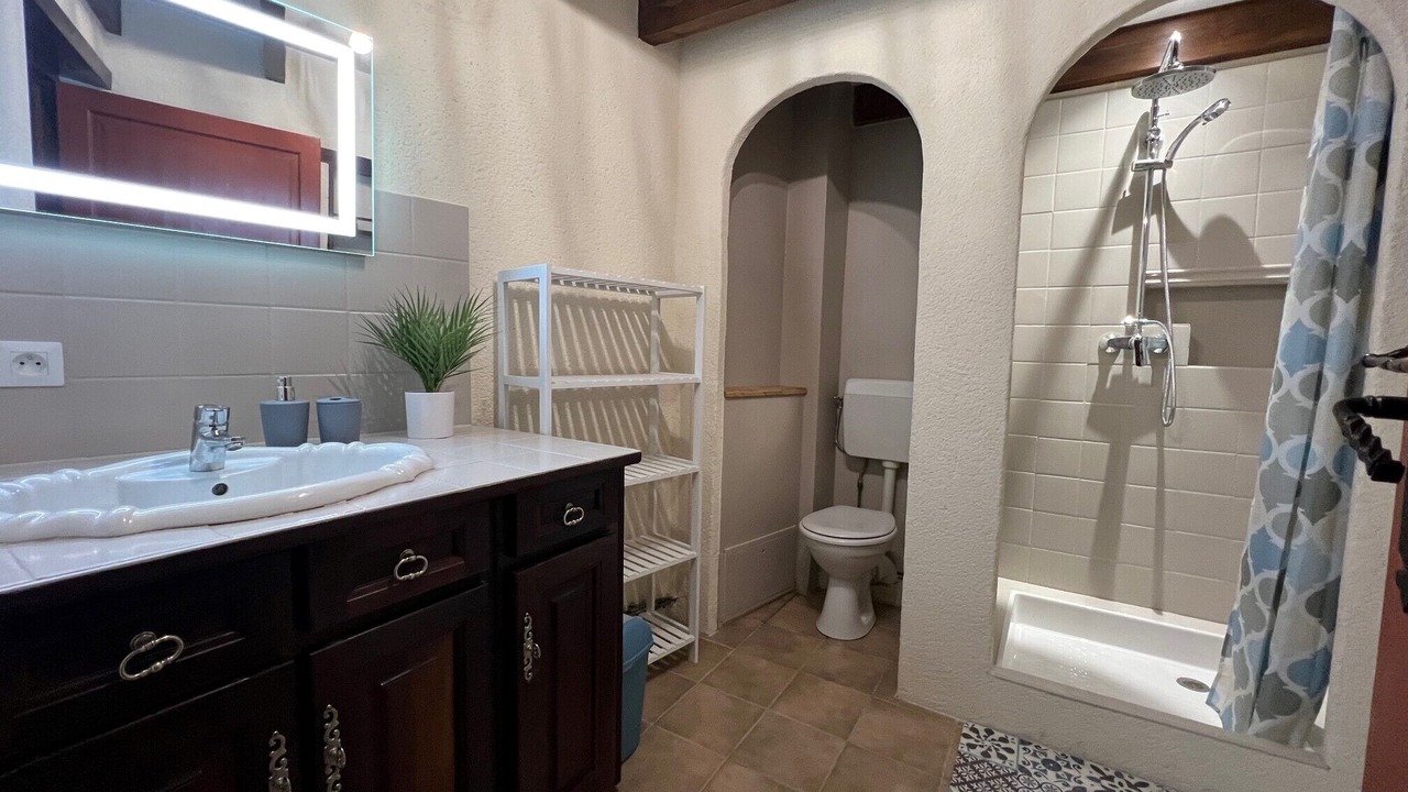 Photo of Bathroom in Authon-Ebeon