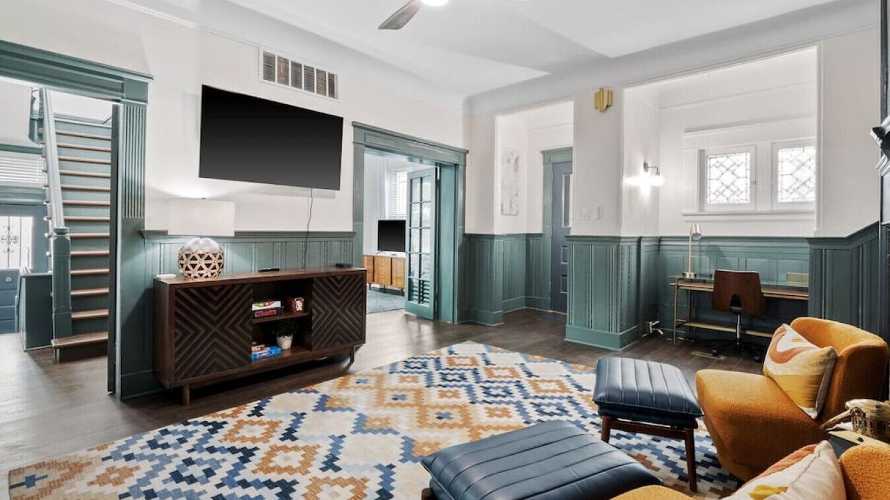 Photo of Livingroom in Shaw