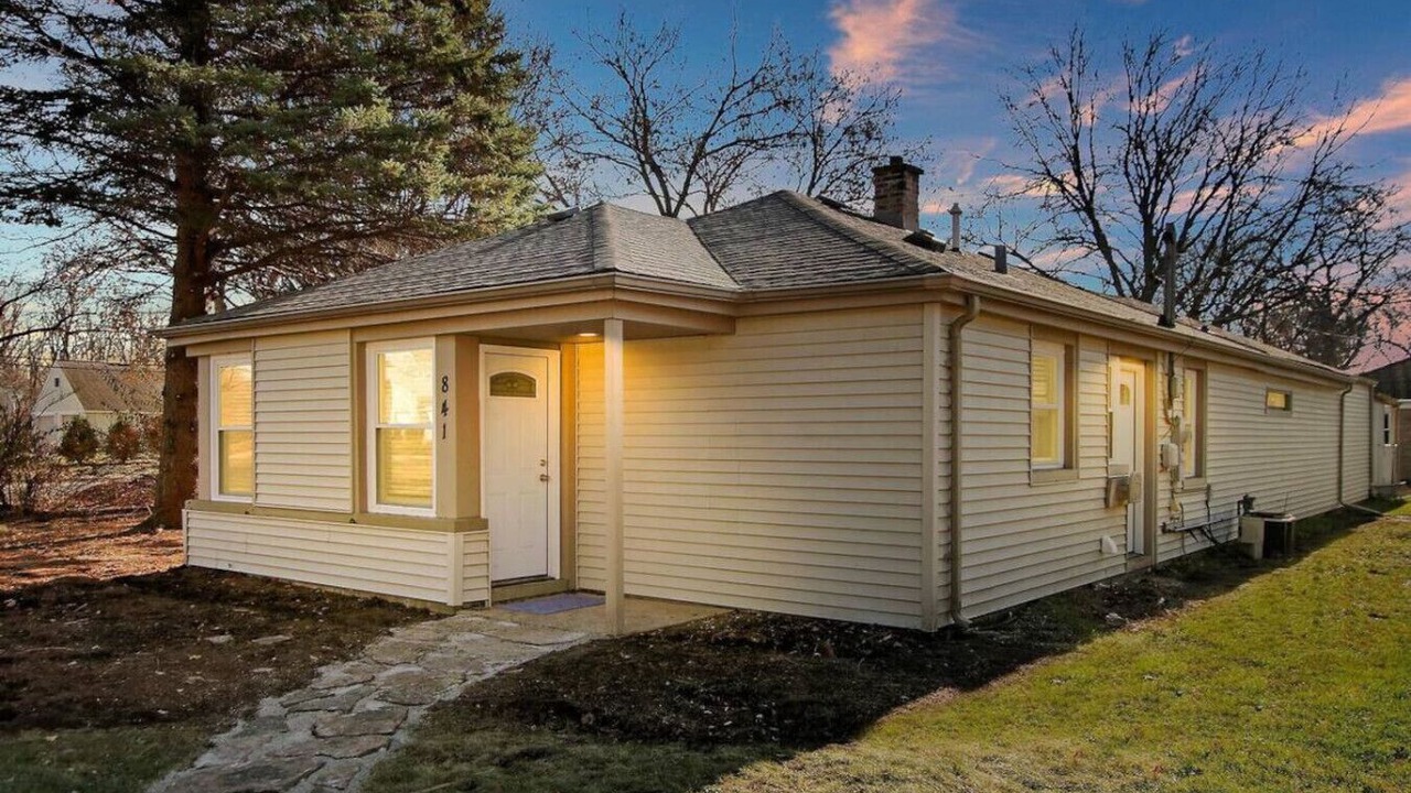Photo of Outdoor in Russell