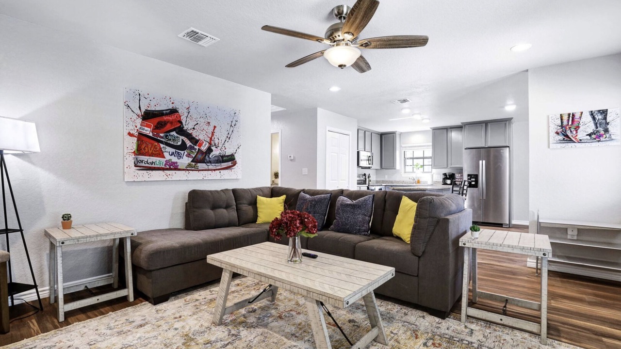 Photo of Livingroom in Eastside Promise Neighborhood