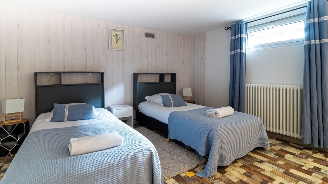 Photo of Bedroom in Deauville City Centre