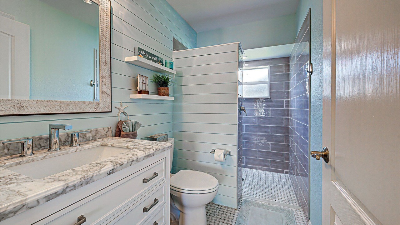 Photo of Bathroom in Broadmoor