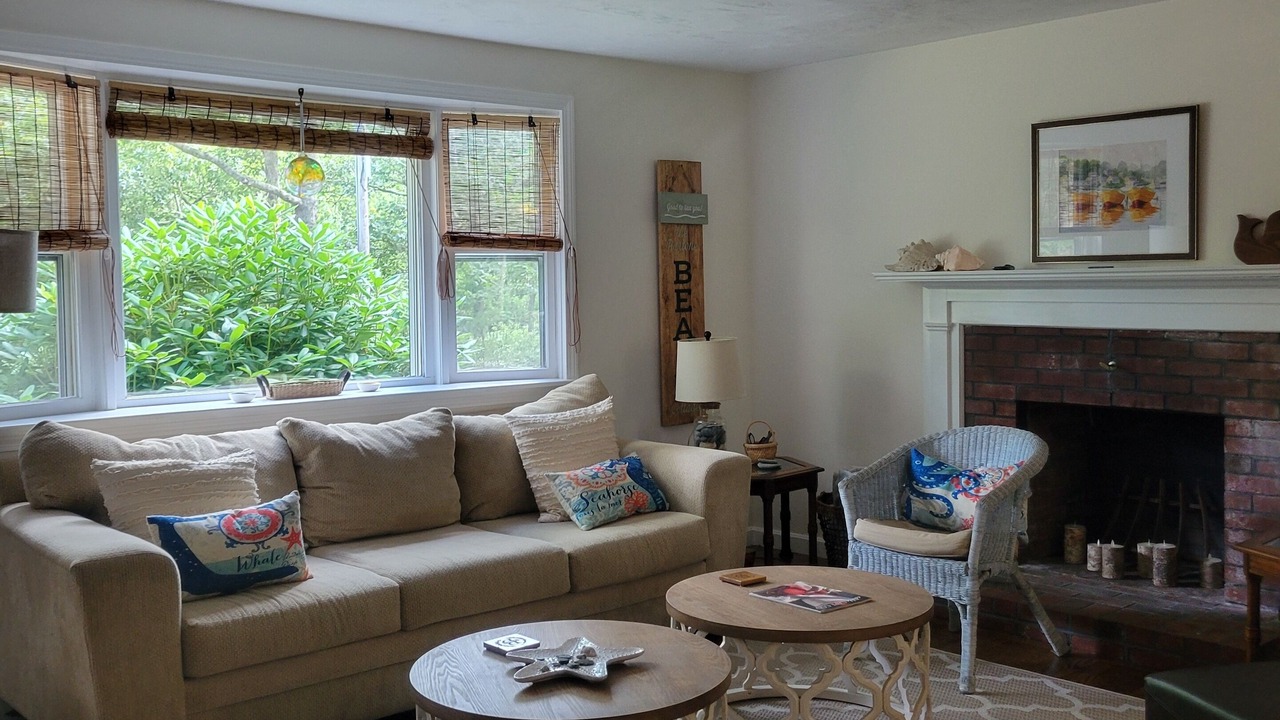 Photo of Livingroom in North Eastham