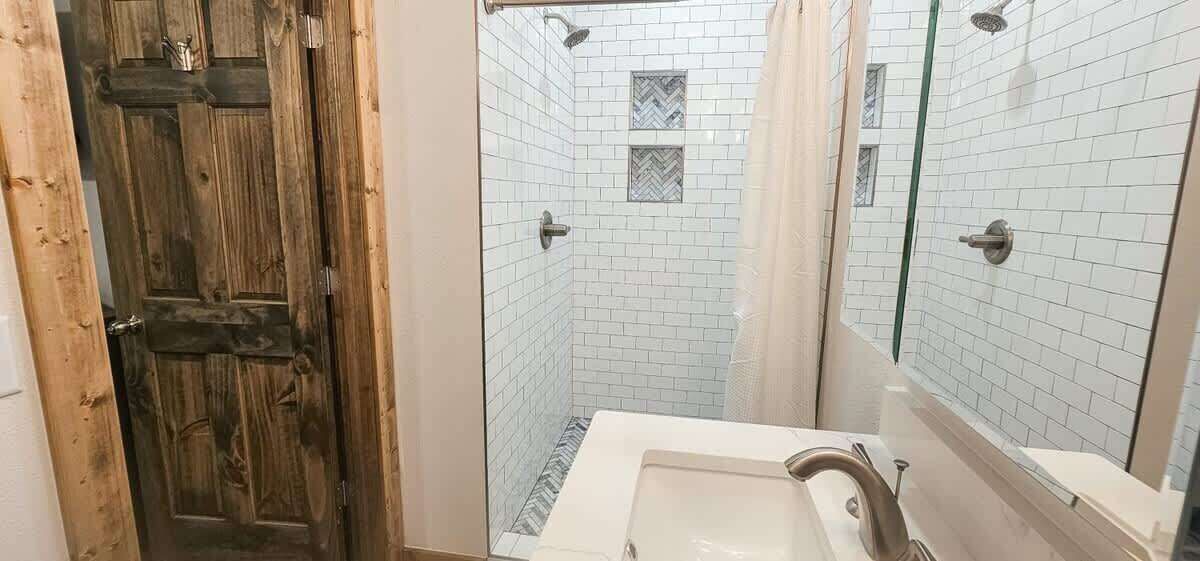 Photo of Bathroom in Eureka Springs