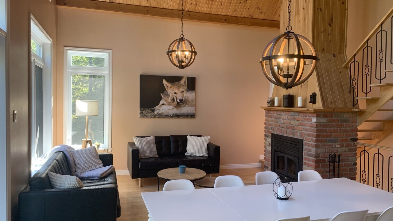 Photo of Livingroom in Saint-Alexis-des-Monts