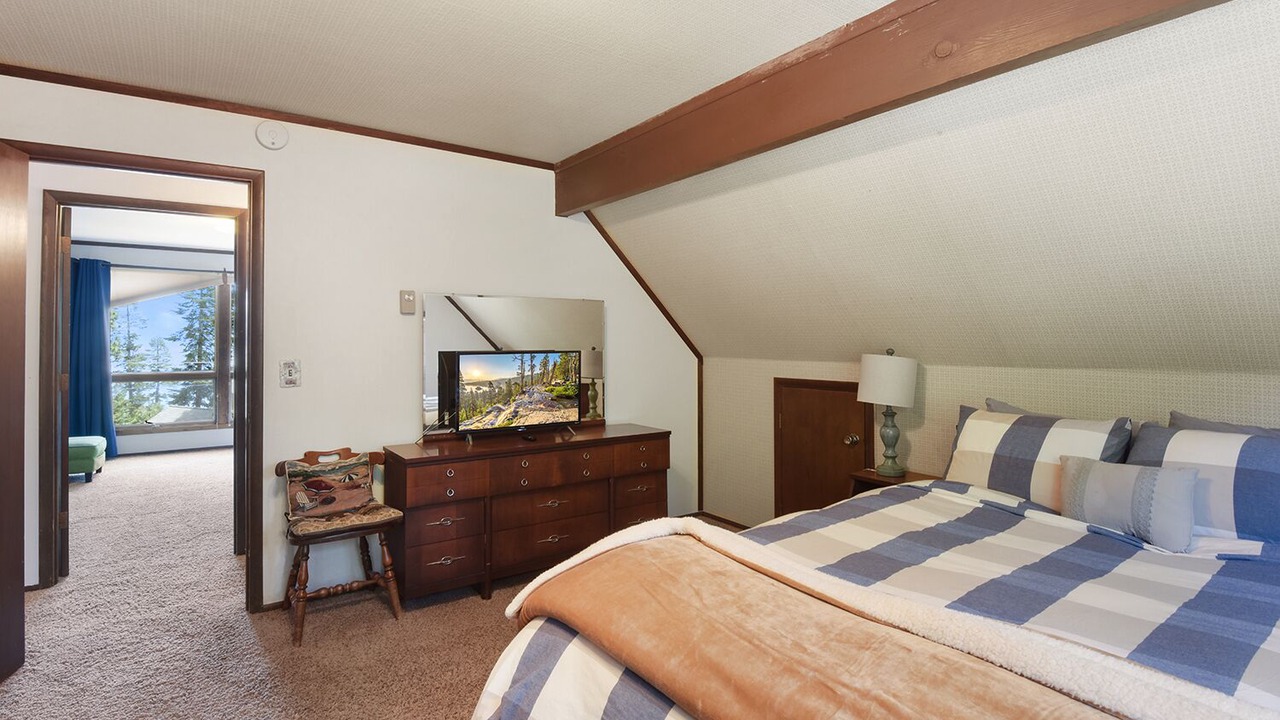Photo of Bedroom in Tahoe Vista