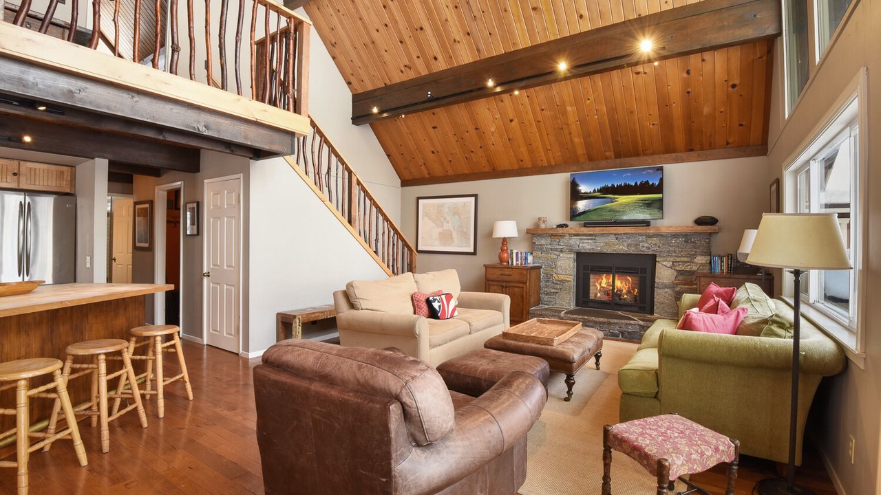Photo of Livingroom in Carnelian Bay