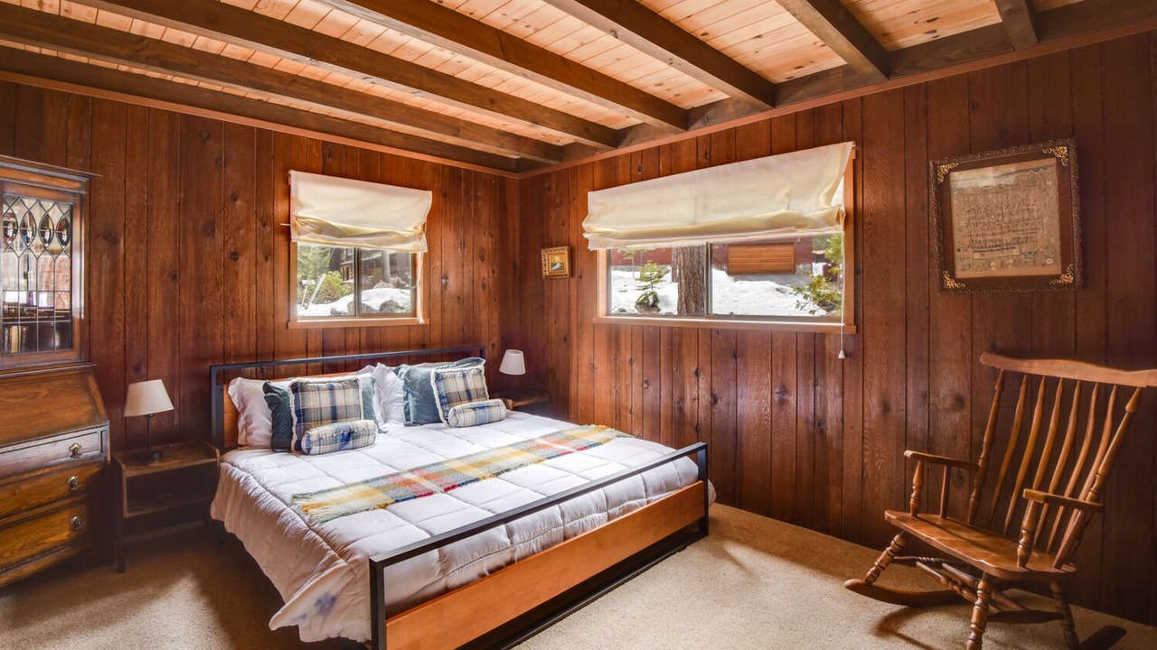 Photo of Bedroom in Carnelian Bay