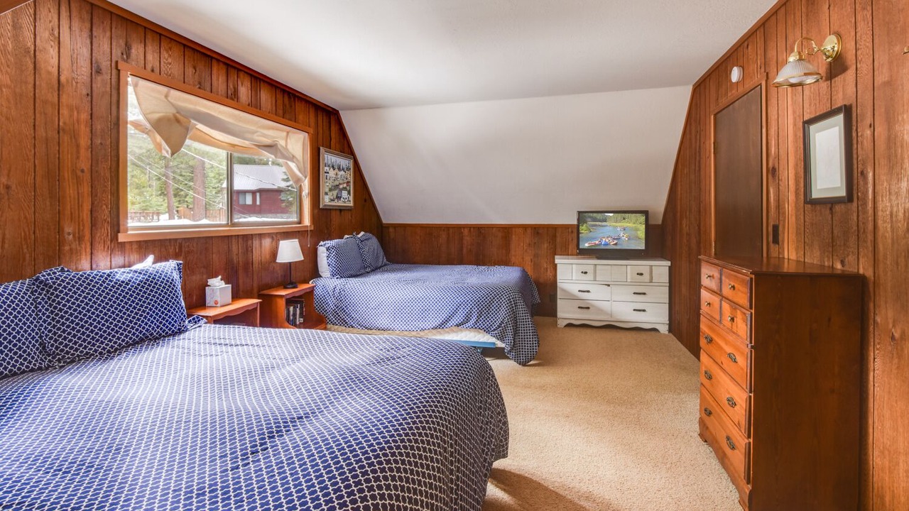Photo of Bedroom in Carnelian Bay