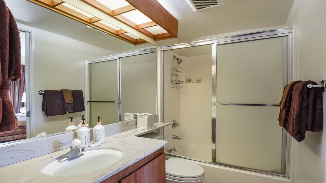 Photo of Bathroom in Carnelian Woods