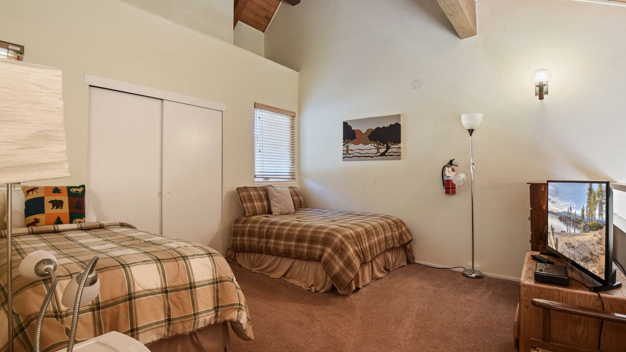 Photo of Bedroom in Carnelian Woods