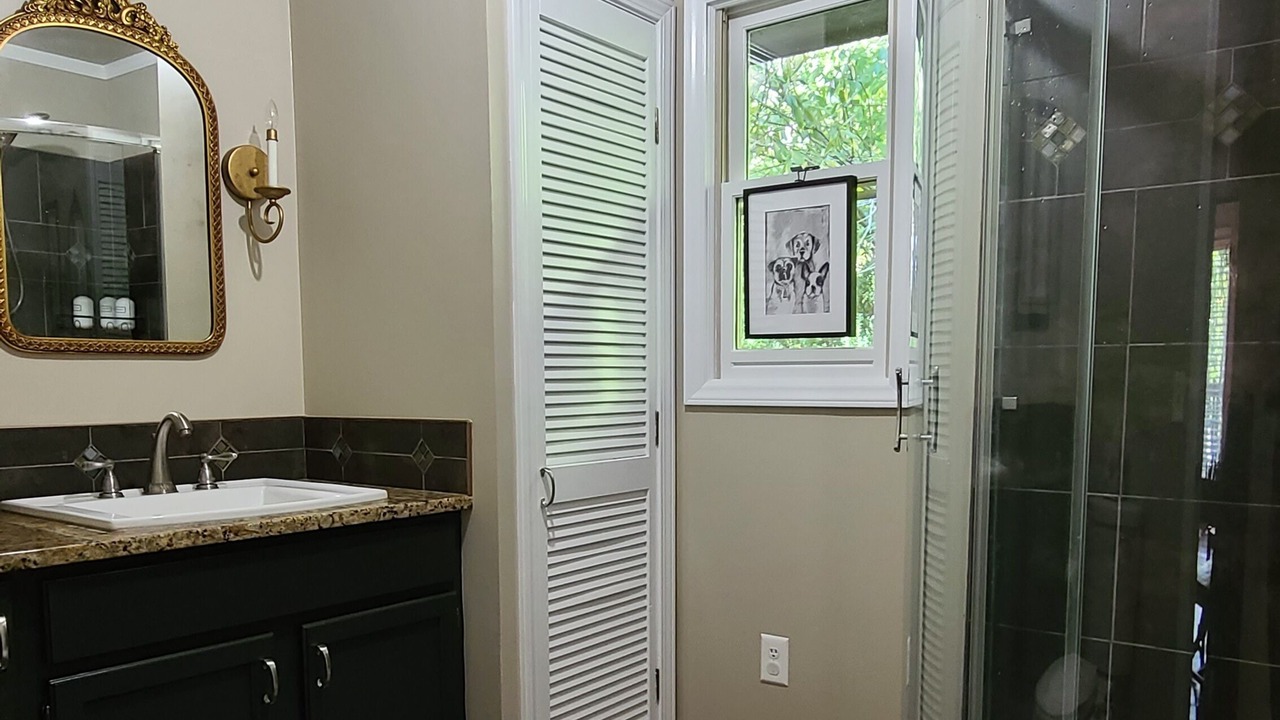 Photo of Bathroom in Cattail Creek