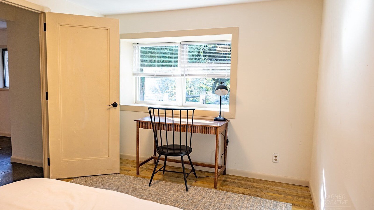 Photo of Bedroom in Ulster Park