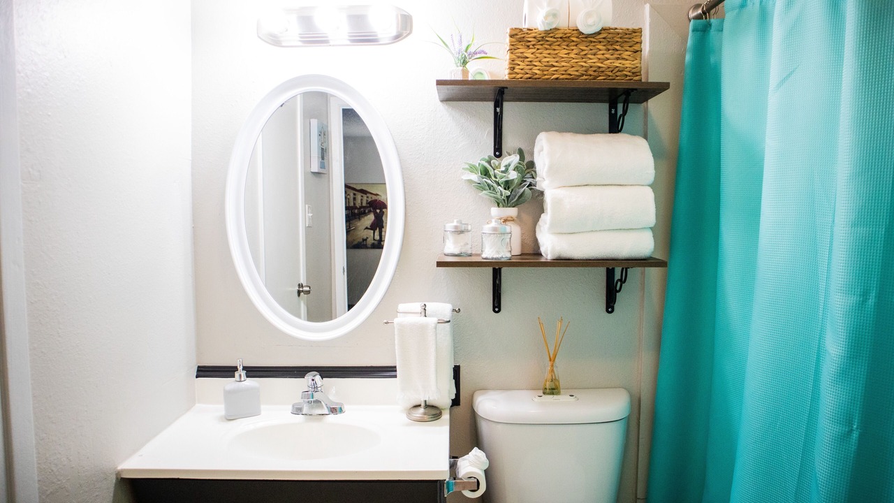 Photo of Bathroom in Mahncke Park