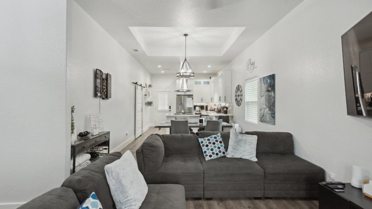 Photo of Livingroom in Spring Branch