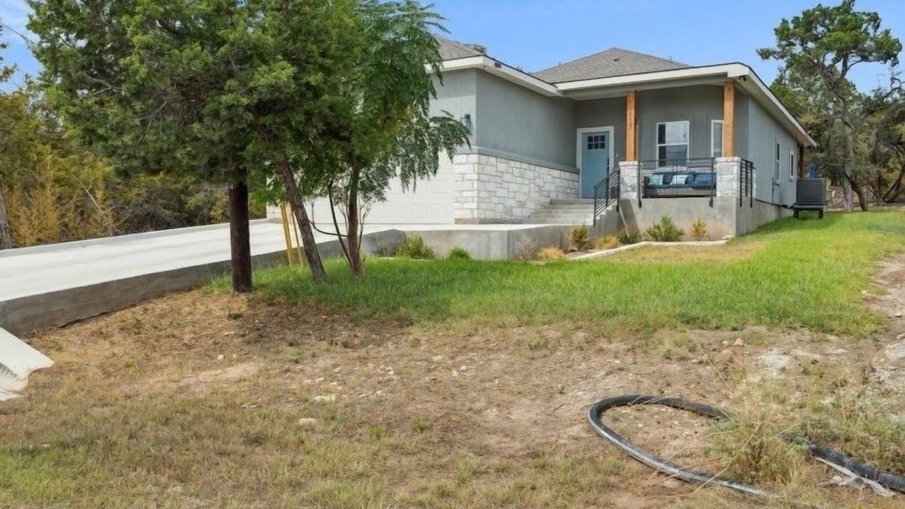 Photo of Outdoor in Spring Branch