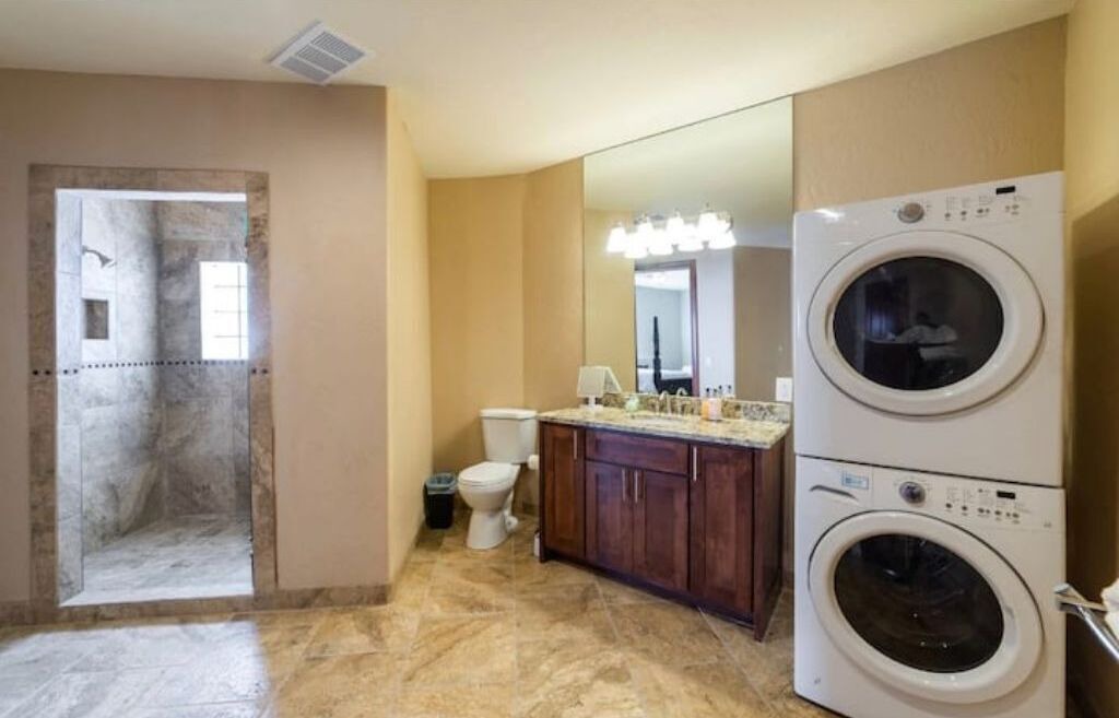 Photo of Bathroom in Los Lunas
