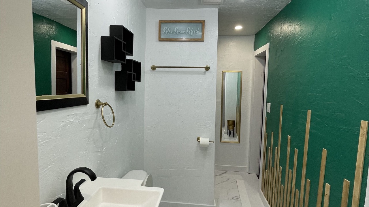 Photo of Bathroom in Antigo