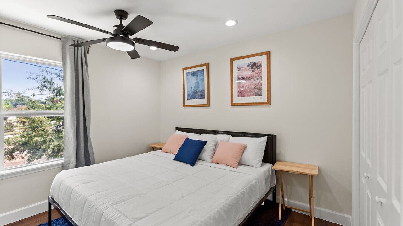 Photo of Bedroom in South Central Houston