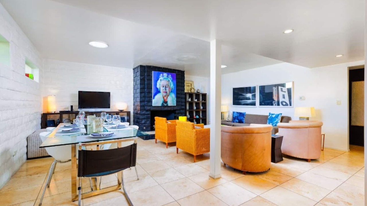 Photo of Livingroom in Uptown Design District
