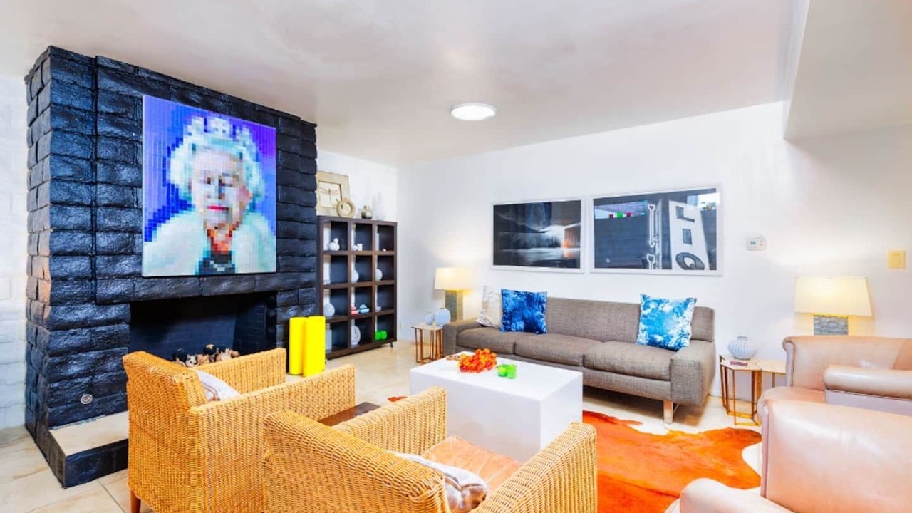 Photo of Livingroom in Uptown Design District