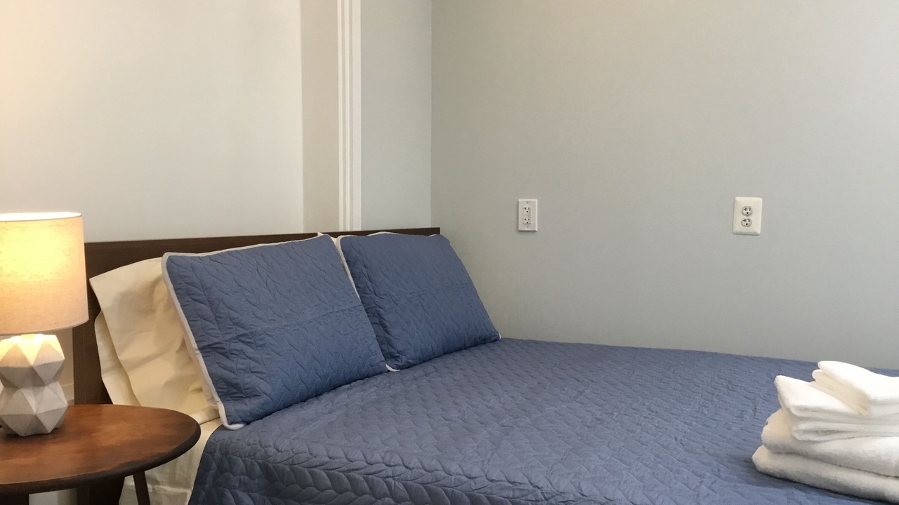 Photo of Bedroom in Washington Square West